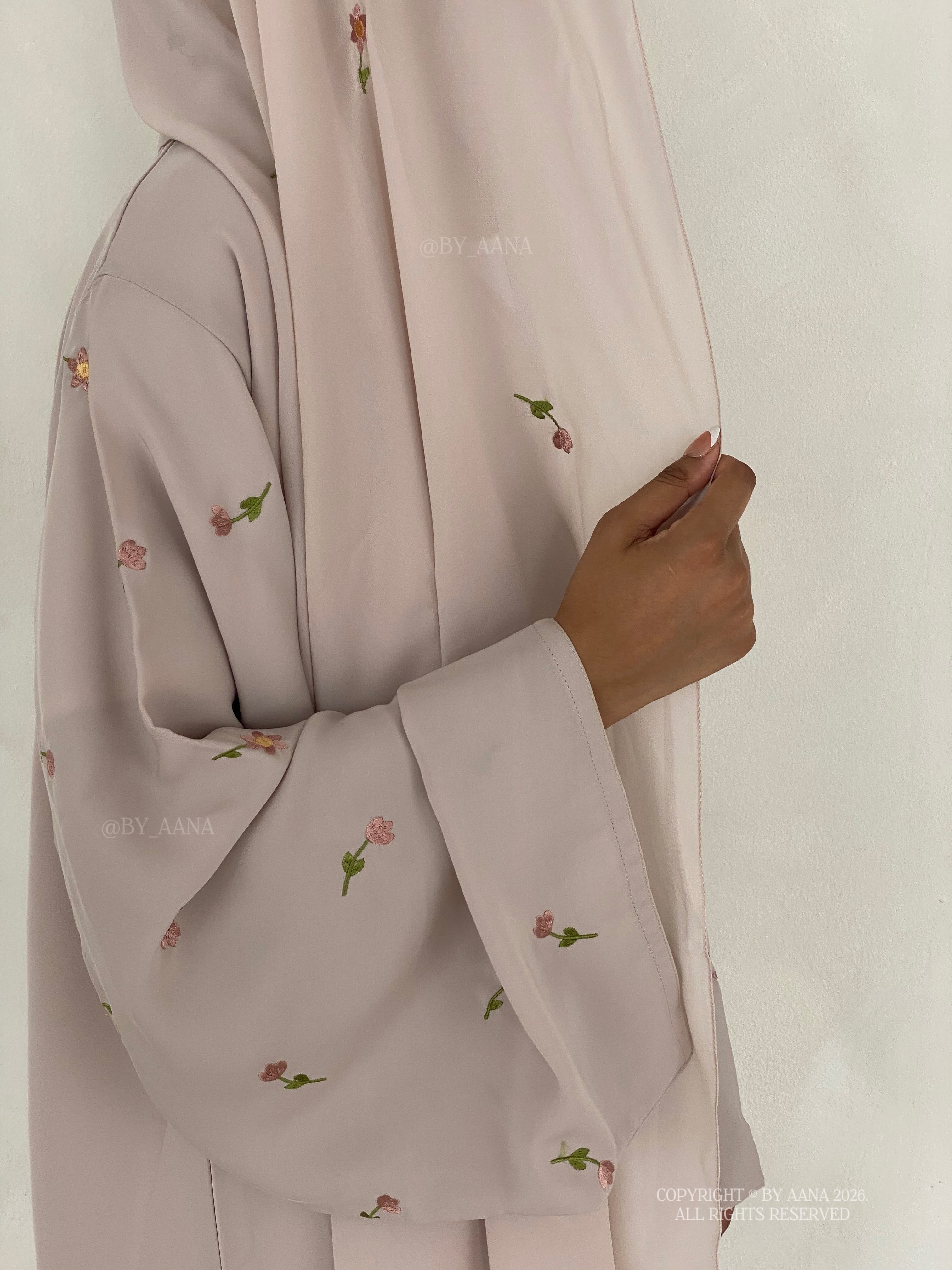 Flower & Tulip Abaya