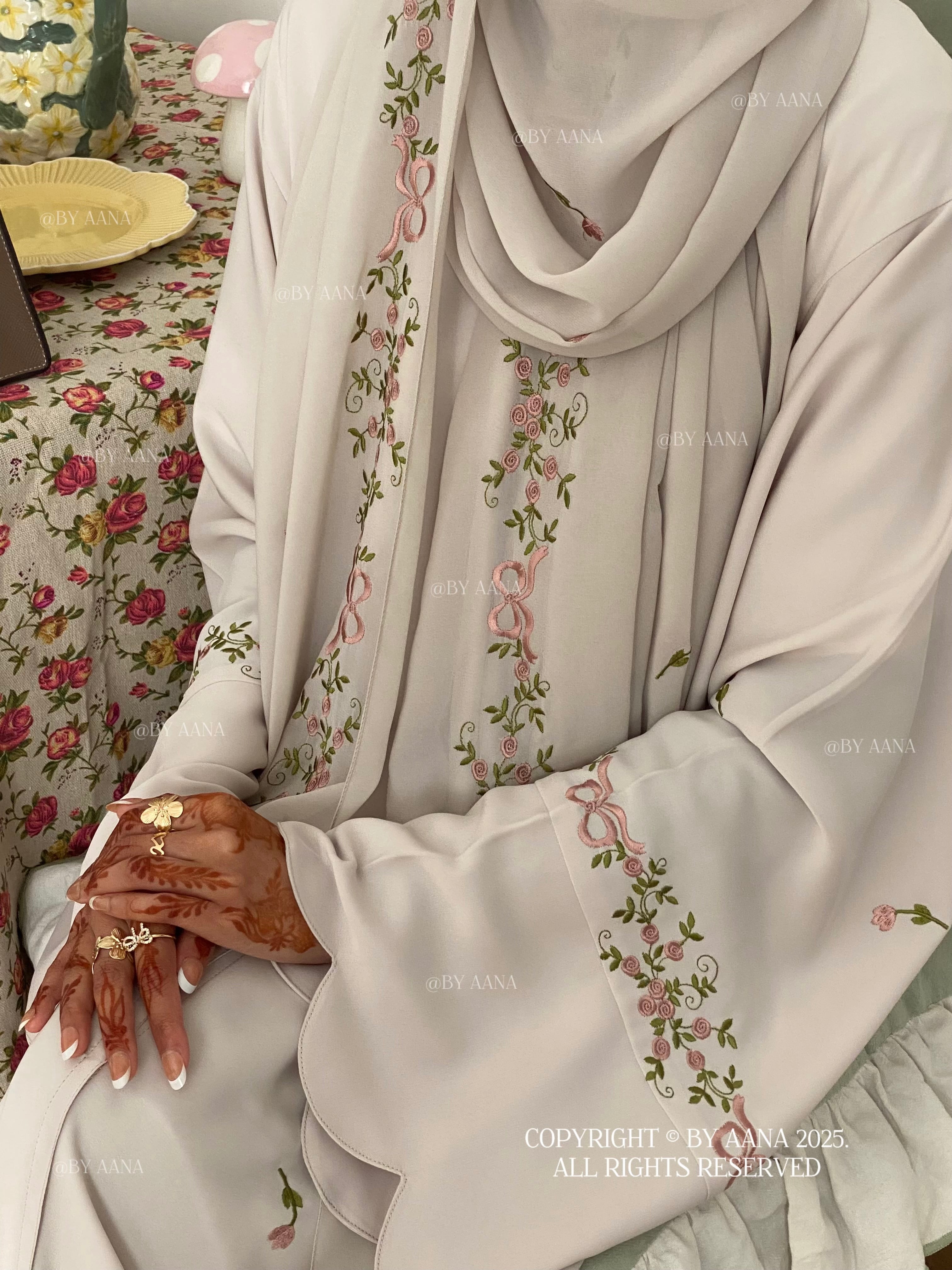 A/C Rosette x Flower & Tulip With Maxi Hijab- Ivory Beige