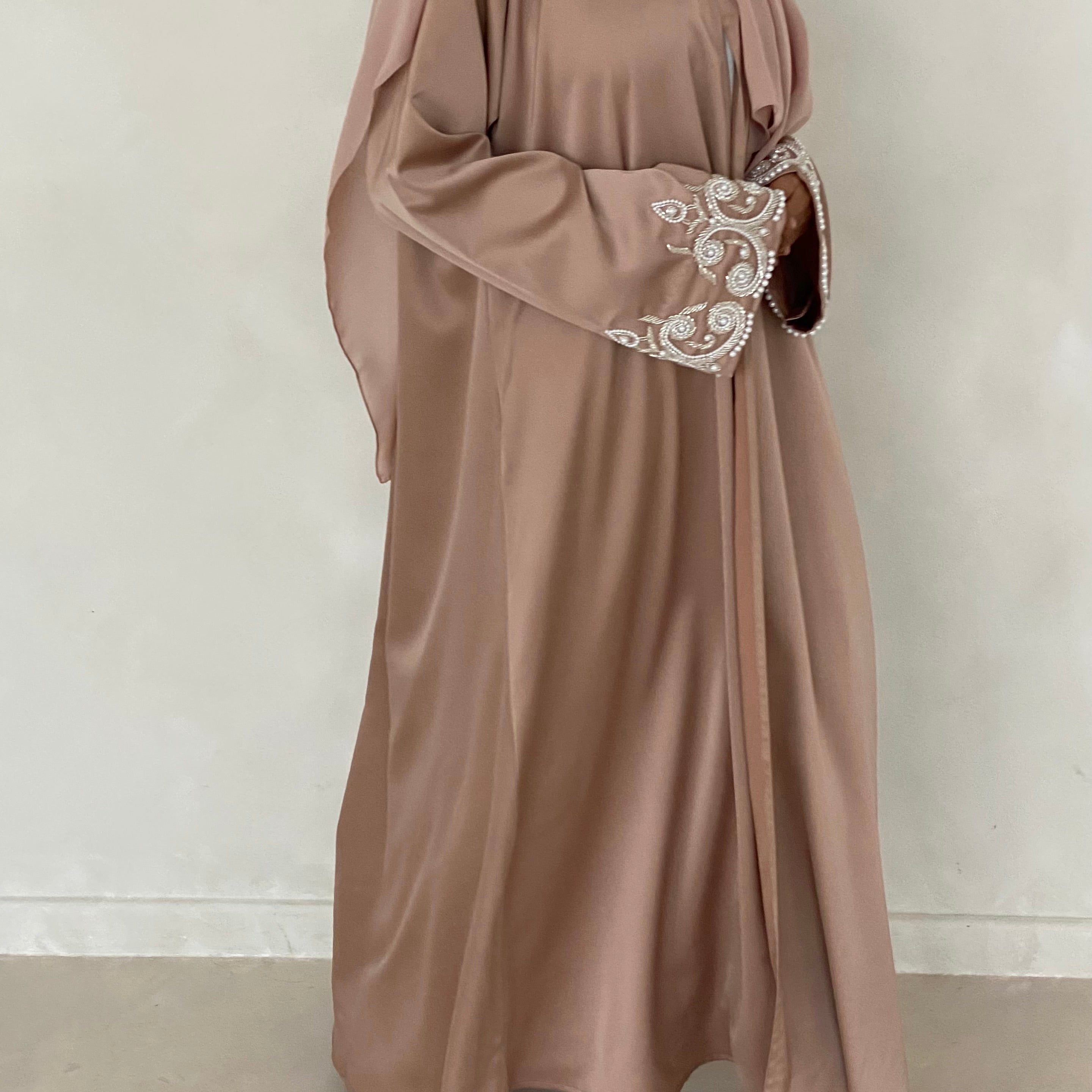 Rawda Abaya