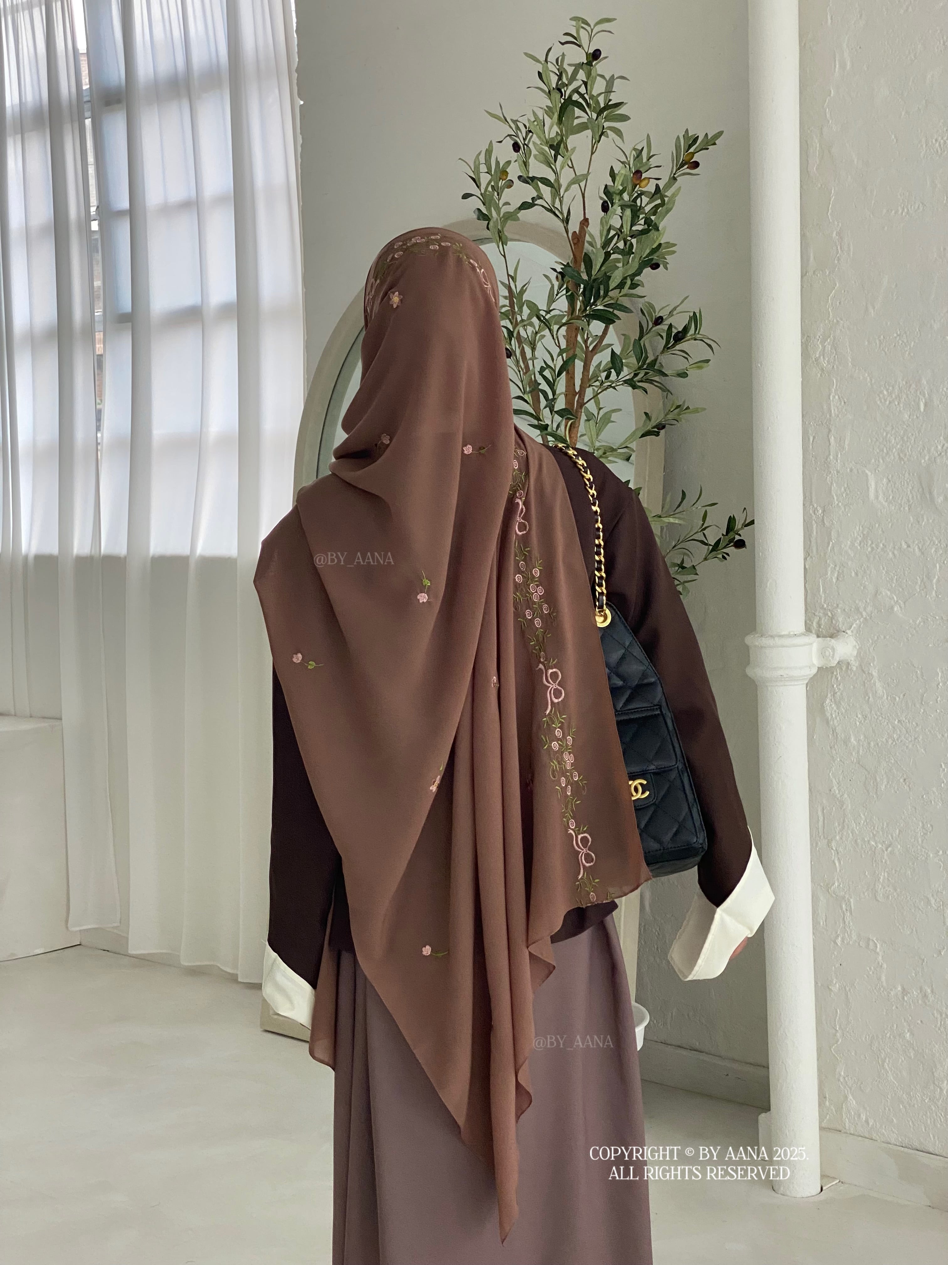 A/C Rosette x Flower & Tulip Maxi Hijab- Honey Brown