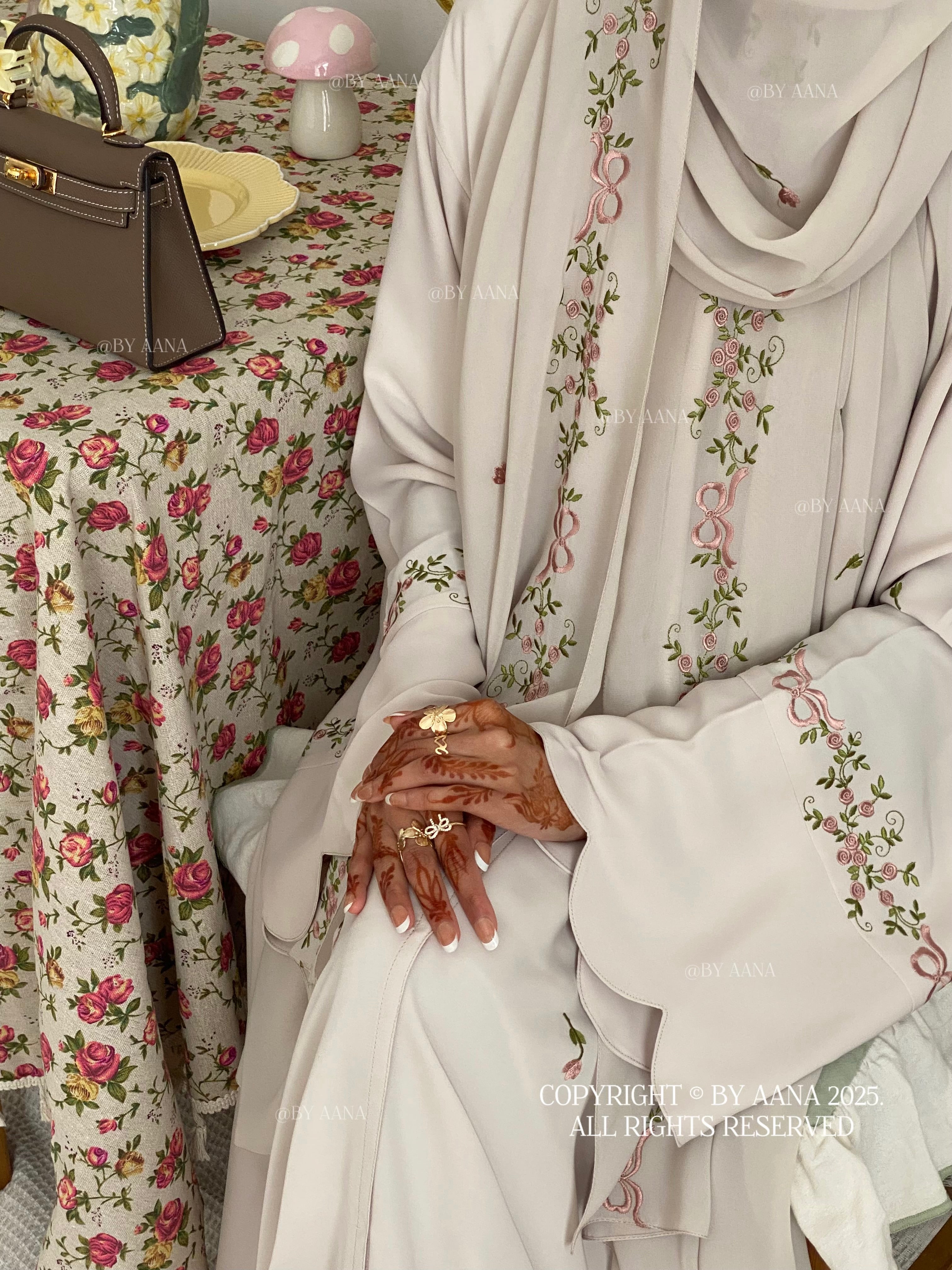 A/C Rosette x Flower & Tulip With Maxi Hijab- Ivory Beige