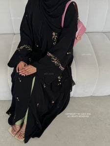 A/C Rosette X Flower And Tulip With Maxi Hijab- Black