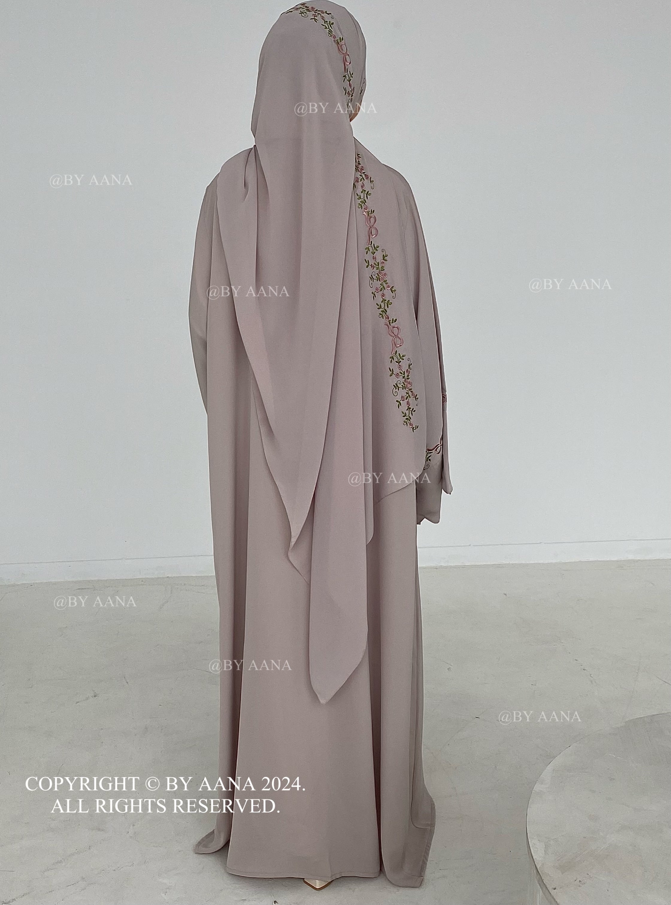 Rosette Abaya with Maxi Hijab-Greige