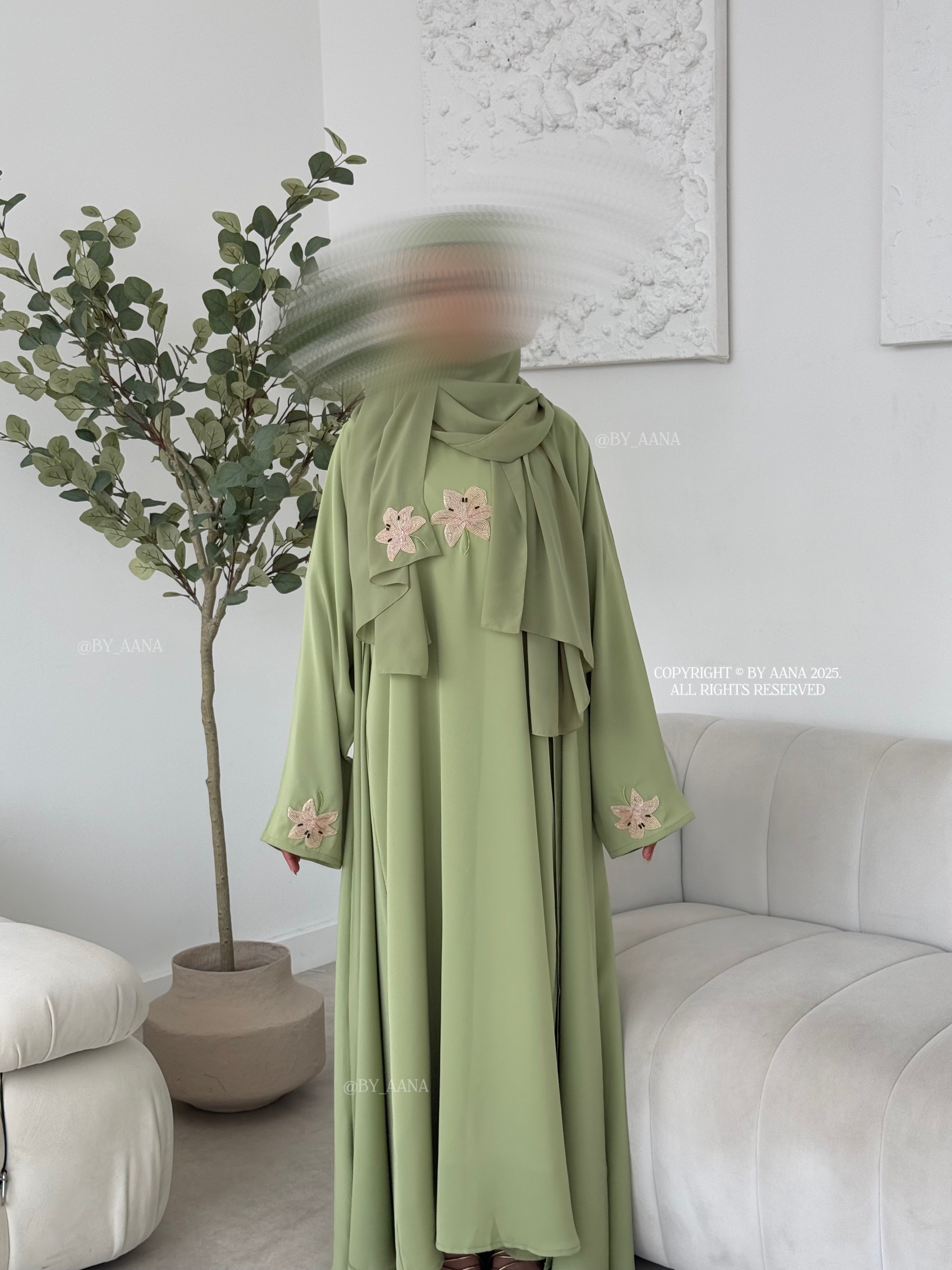 A/C Lily Pistachio Abaya Set