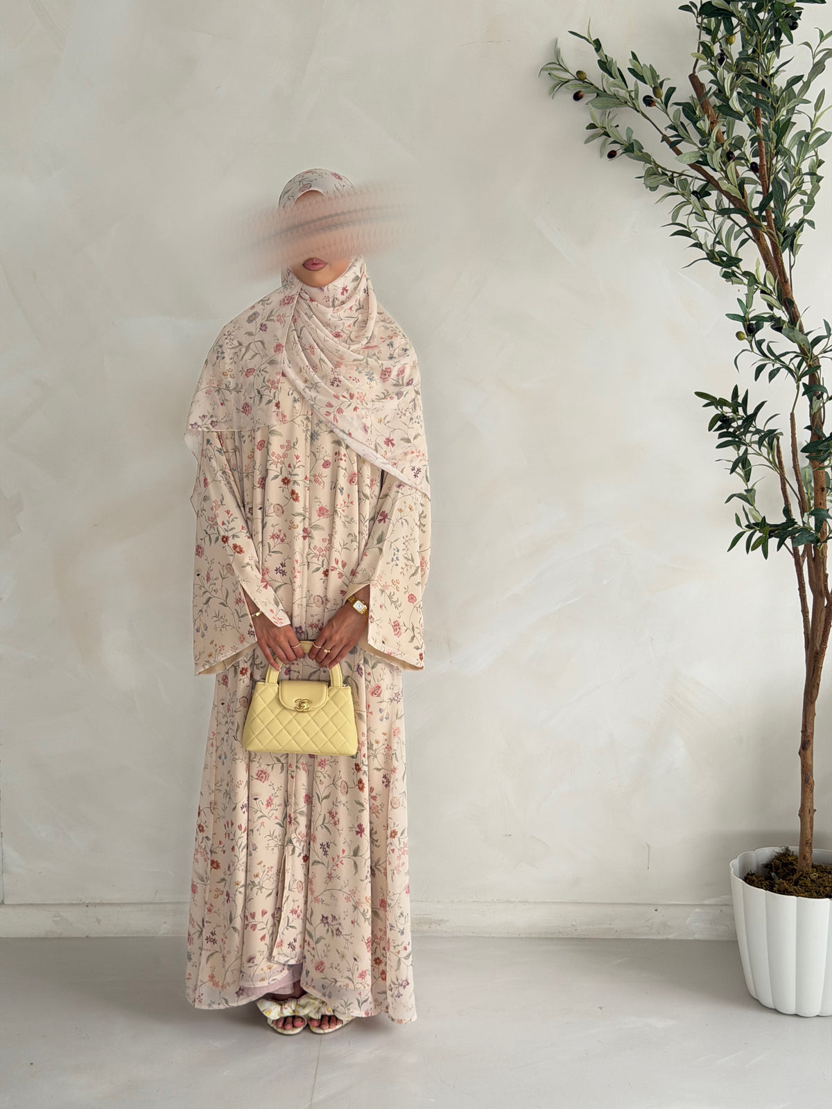 Maple- Cream Printed Abaya
