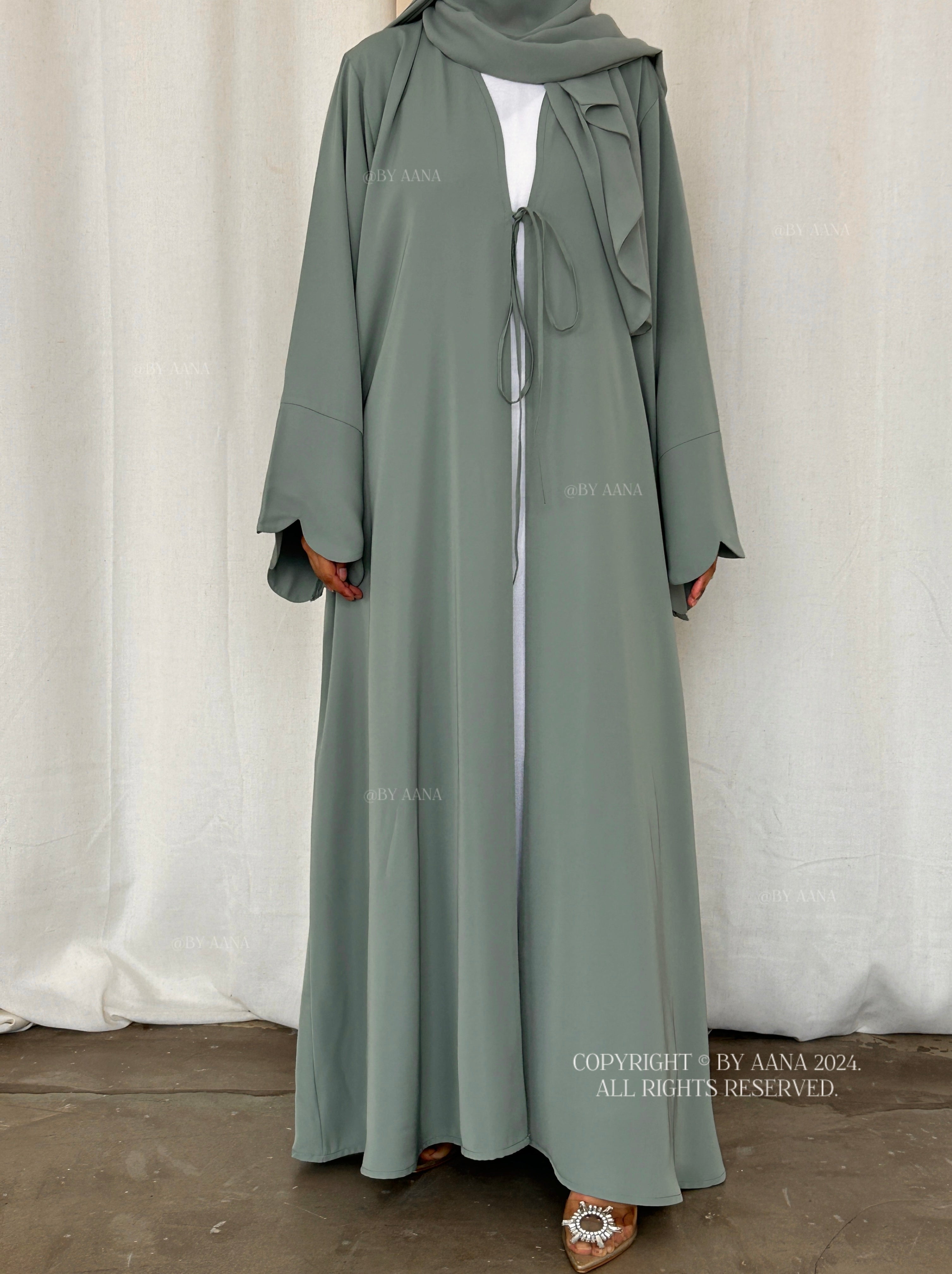 Forget Me Knot Abaya- Mint