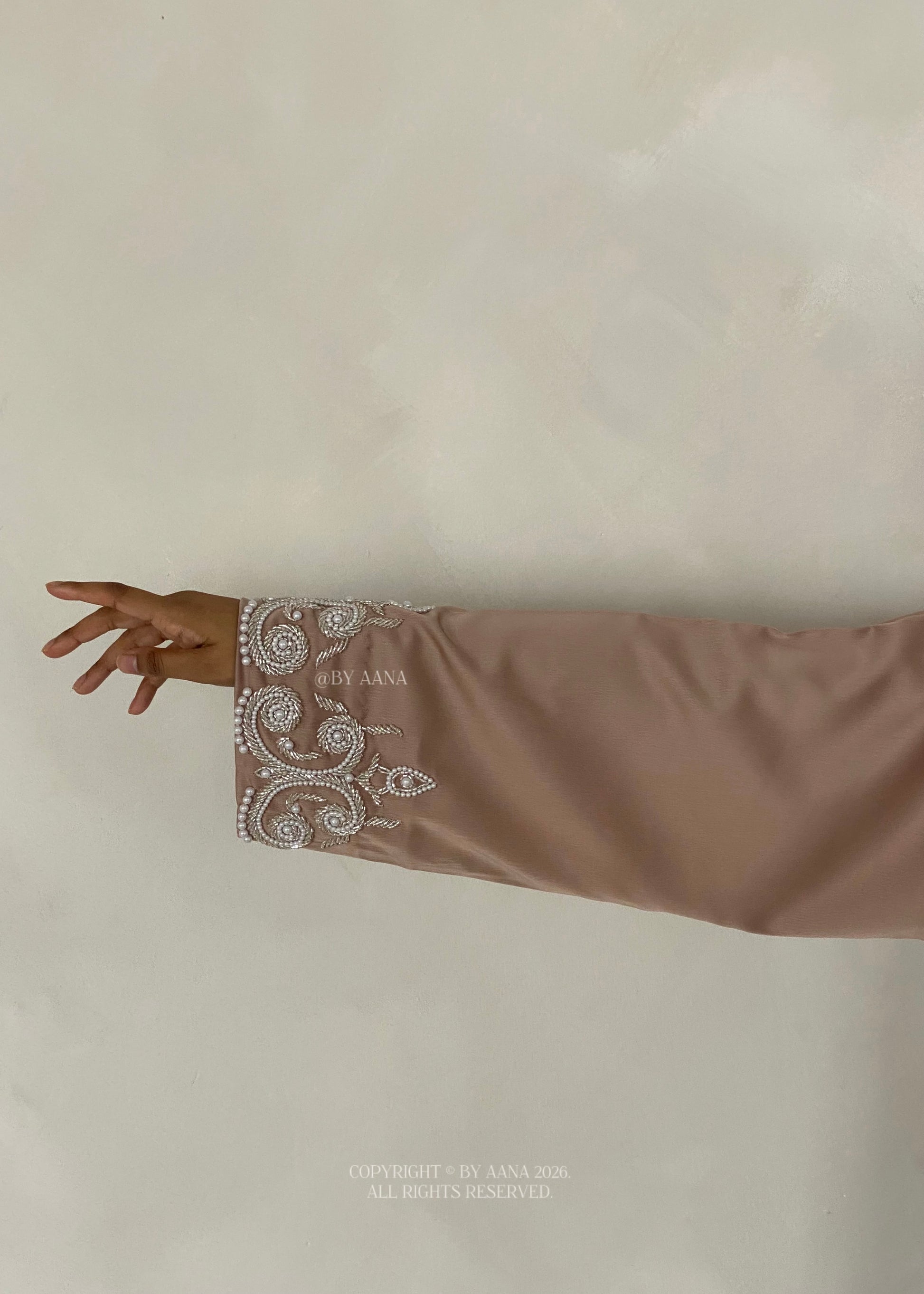 Rawda Abaya