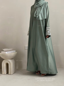 A/W Frosted Dream Abaya