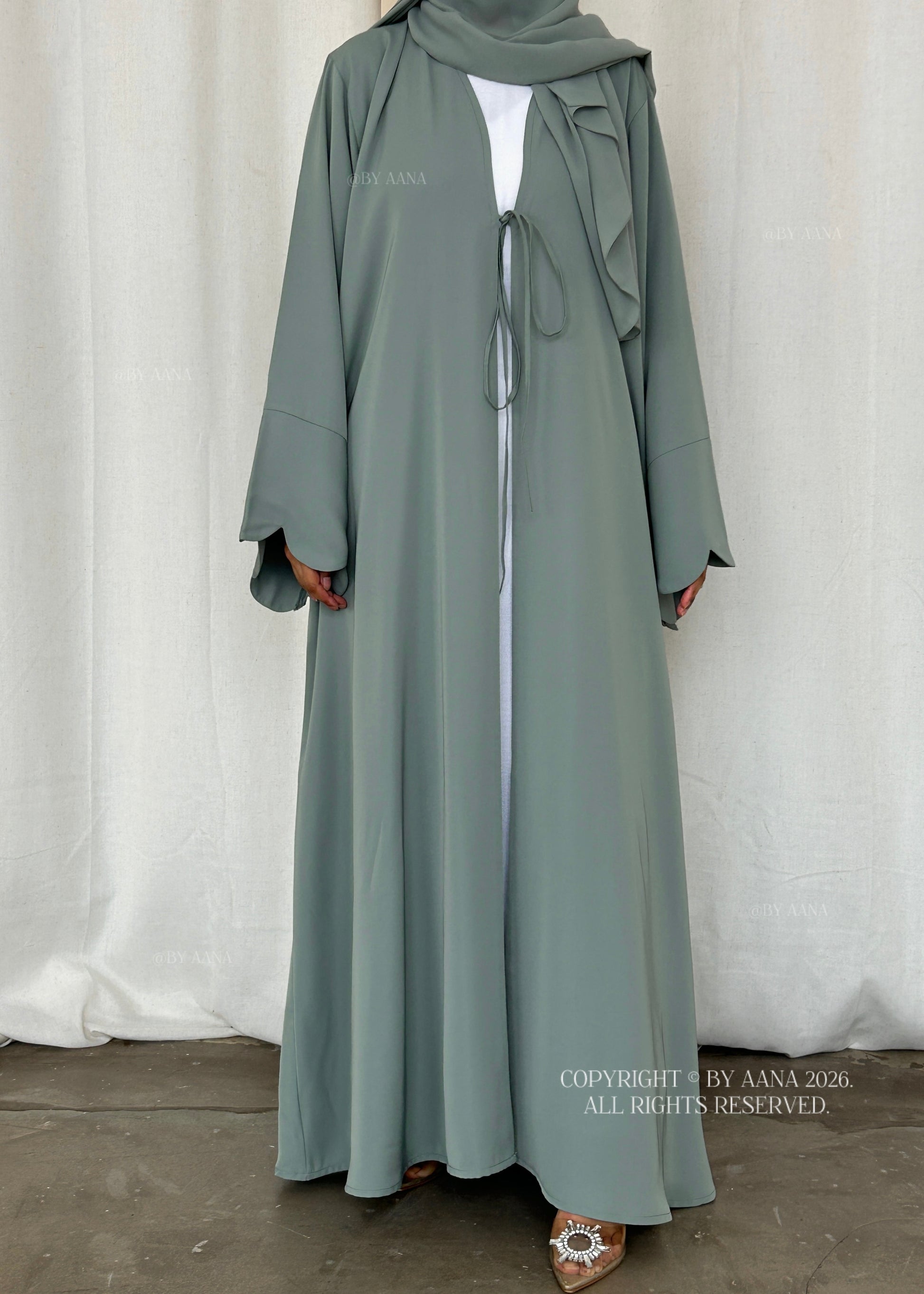 Forget Me Knot-Tie Abaya