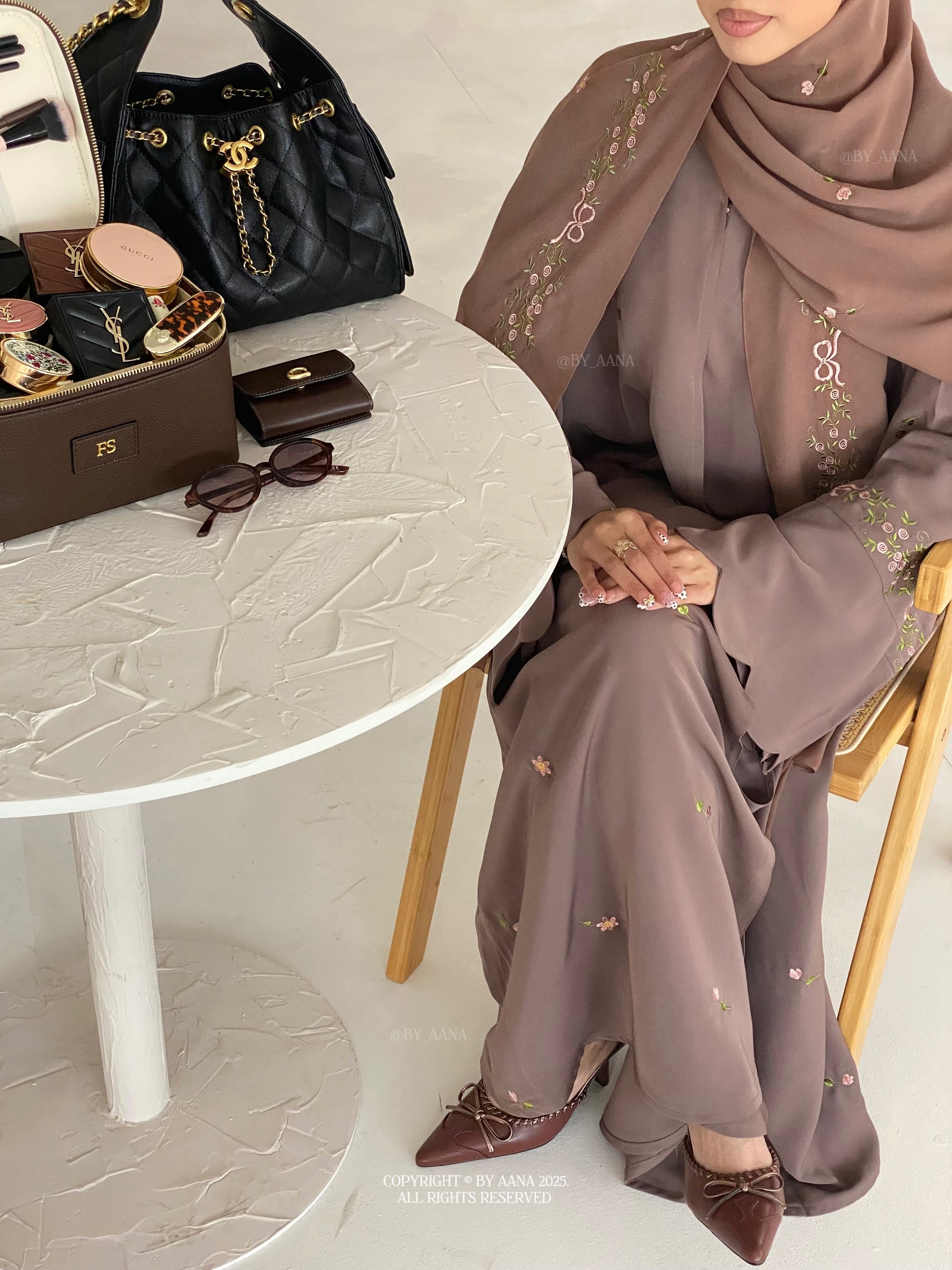 A/C Rosette x Flower & Tulip With Maxi Hijab- Mocha