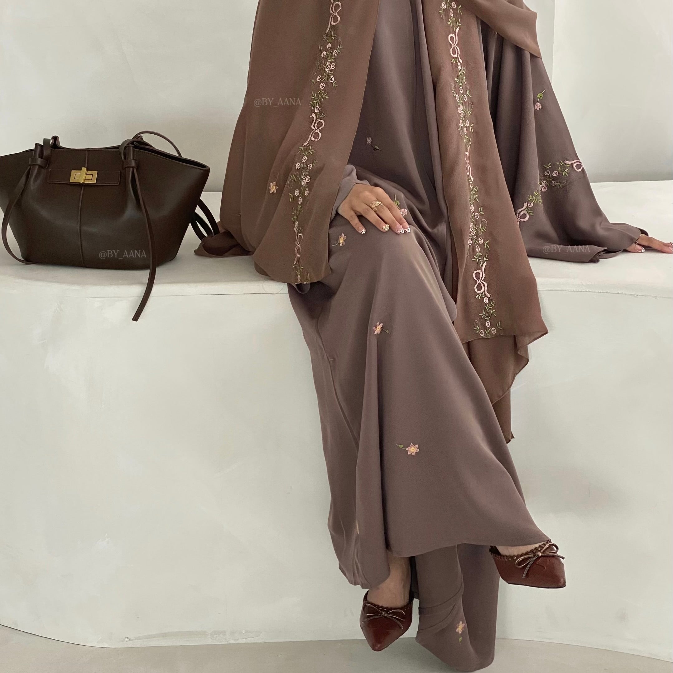 Rosette X Flower & Tulip Abaya With Maxi Hijab