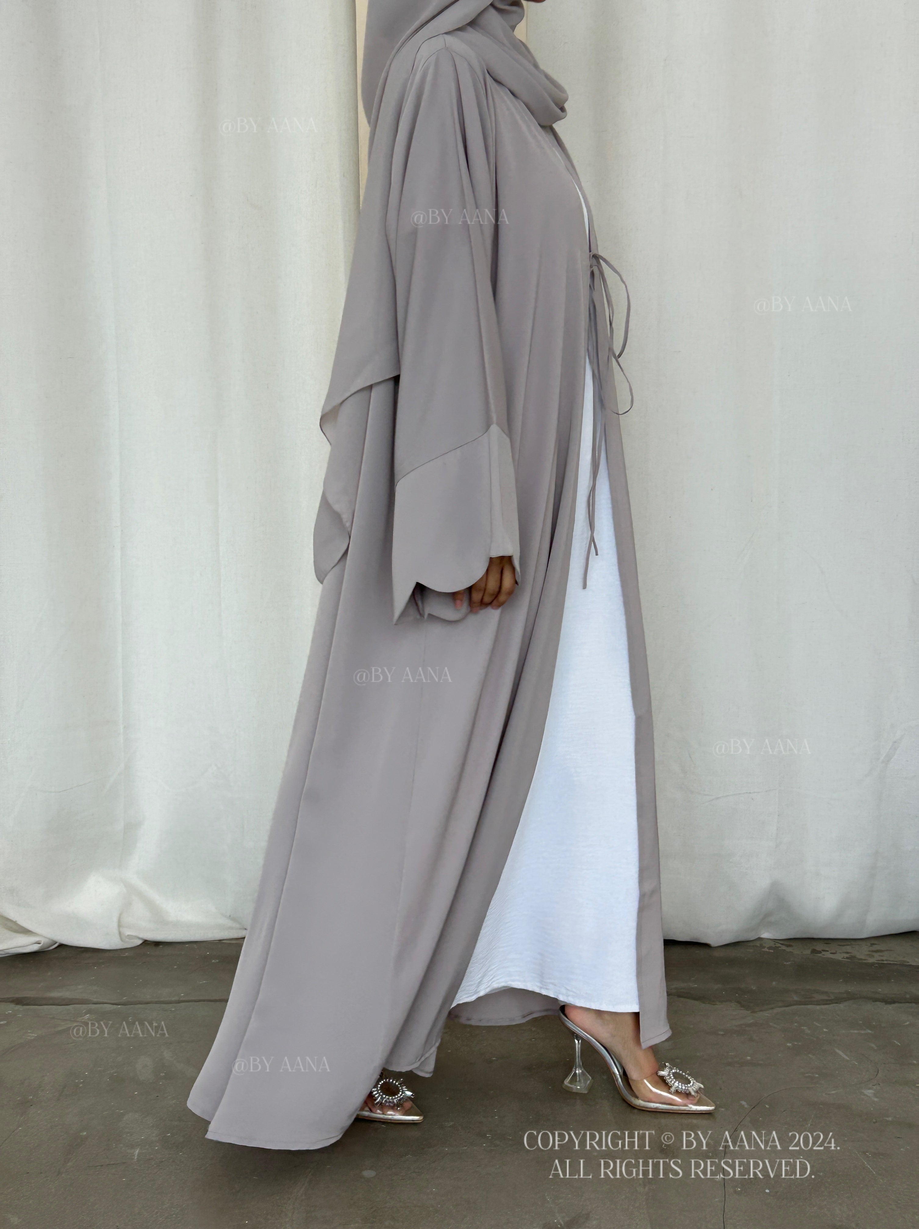 Forget Me Knot Abaya- Grey