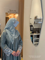 Load image into Gallery viewer, A/W Frosted Dream Abaya
