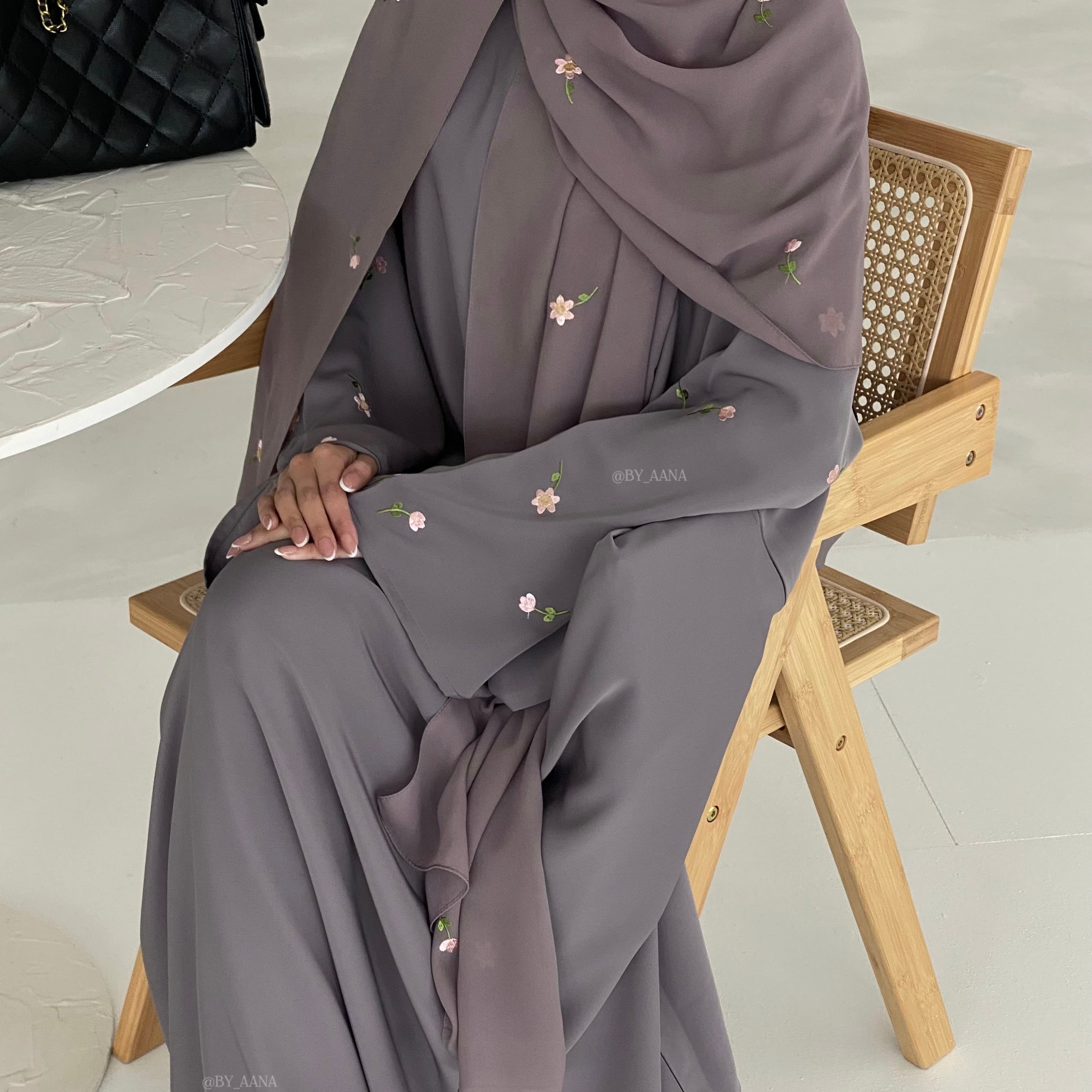 Flower & Tulip Closed Abaya With Maxi Hijab- Limited Edition