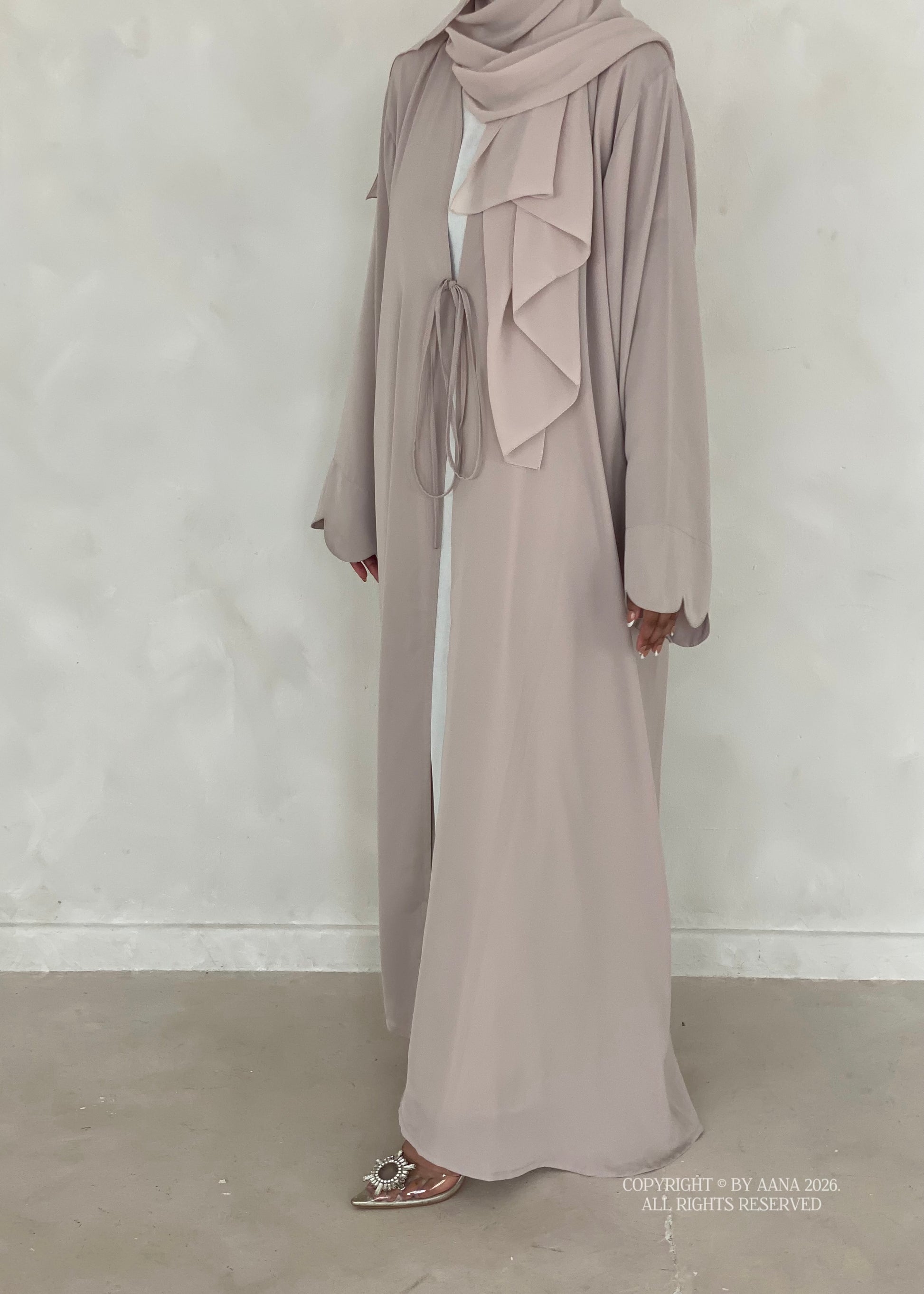 Forget Me Knot-Tie Abaya