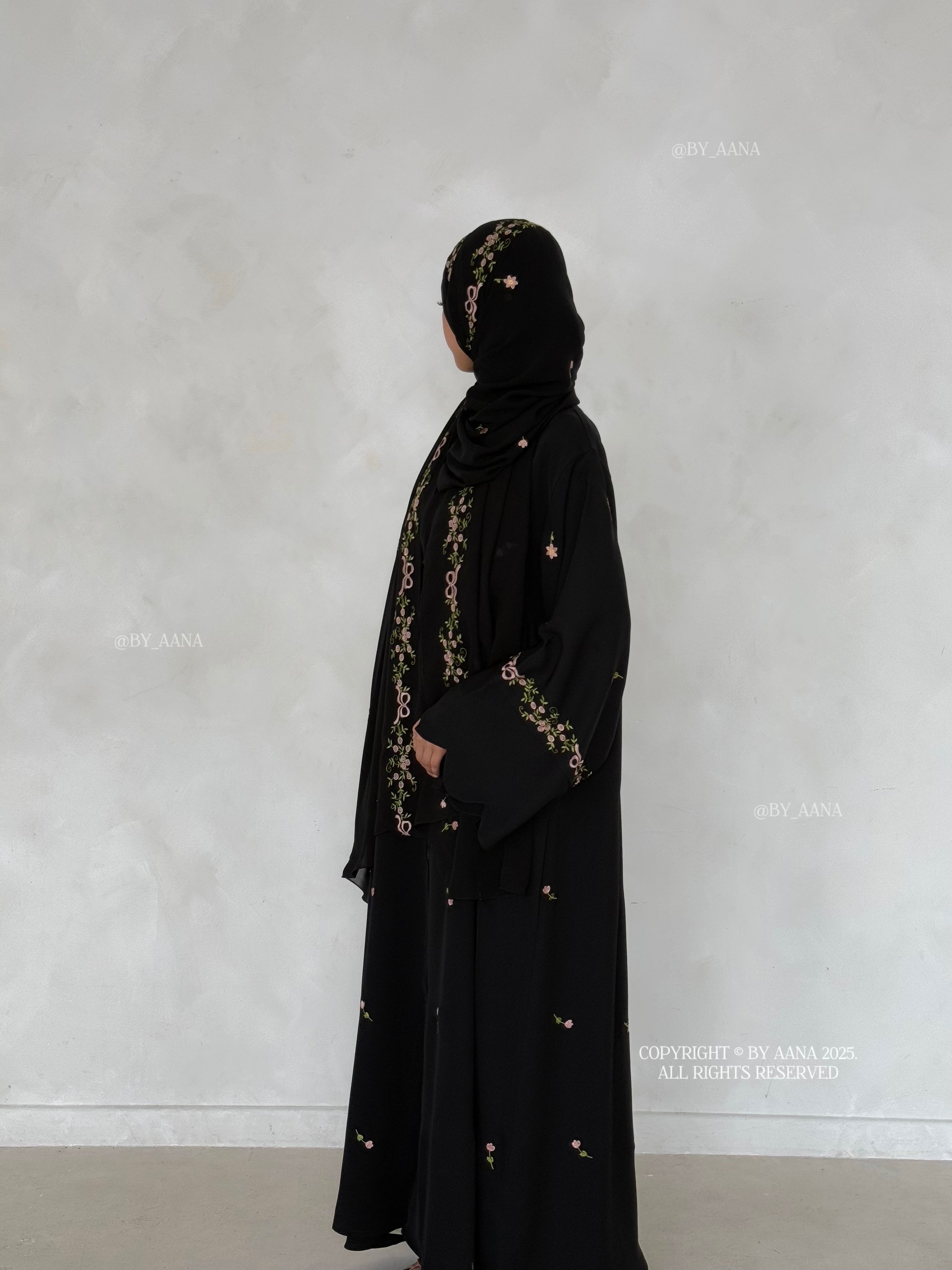 A/C Rosette X Flower And Tulip With Maxi Hijab- Black