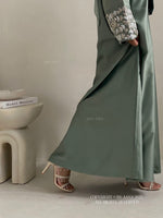 Load image into Gallery viewer, A/W Frosted Dream Abaya
