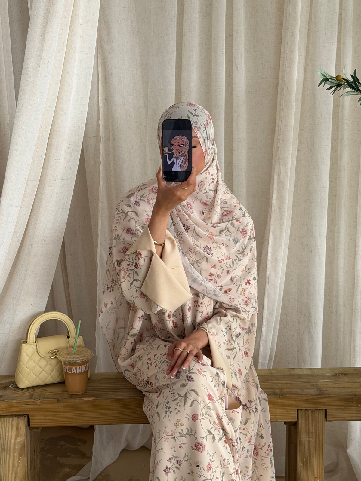 Maple- Cream Printed Abaya