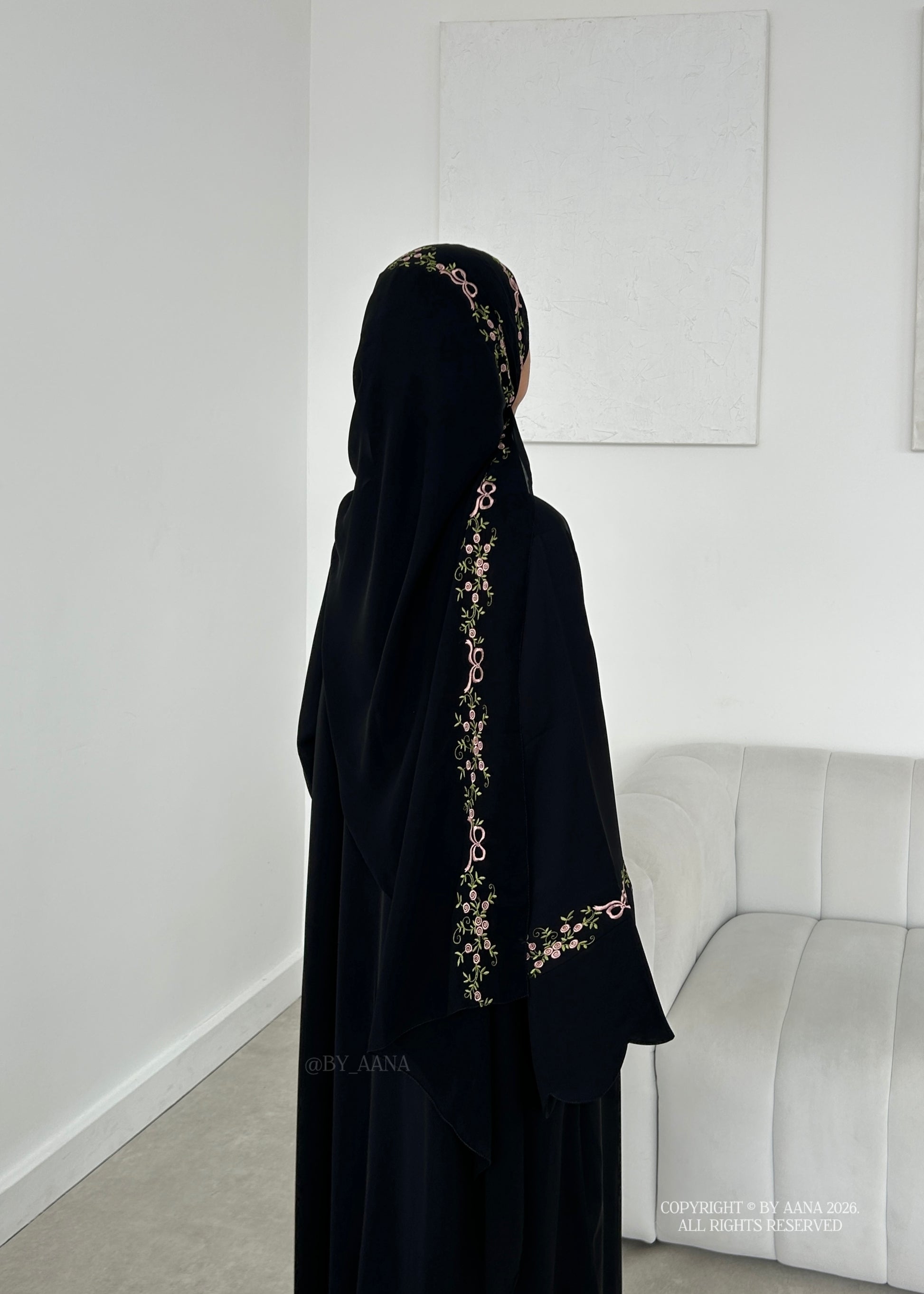 Rosette Abaya