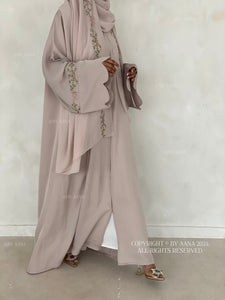 Rosette Abaya with Maxi Hijab-Greige