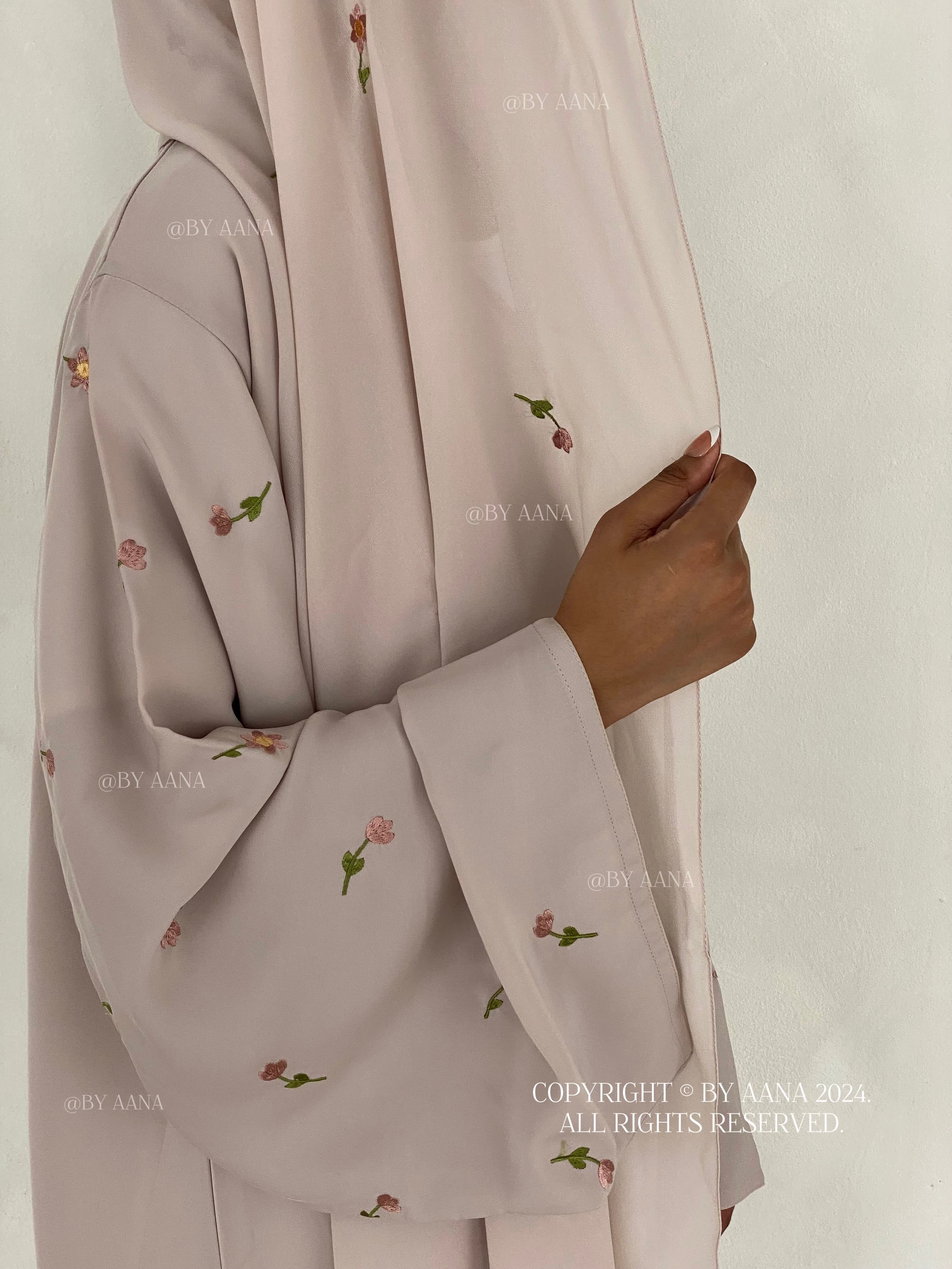 Flower And Tulip Abaya- Greige