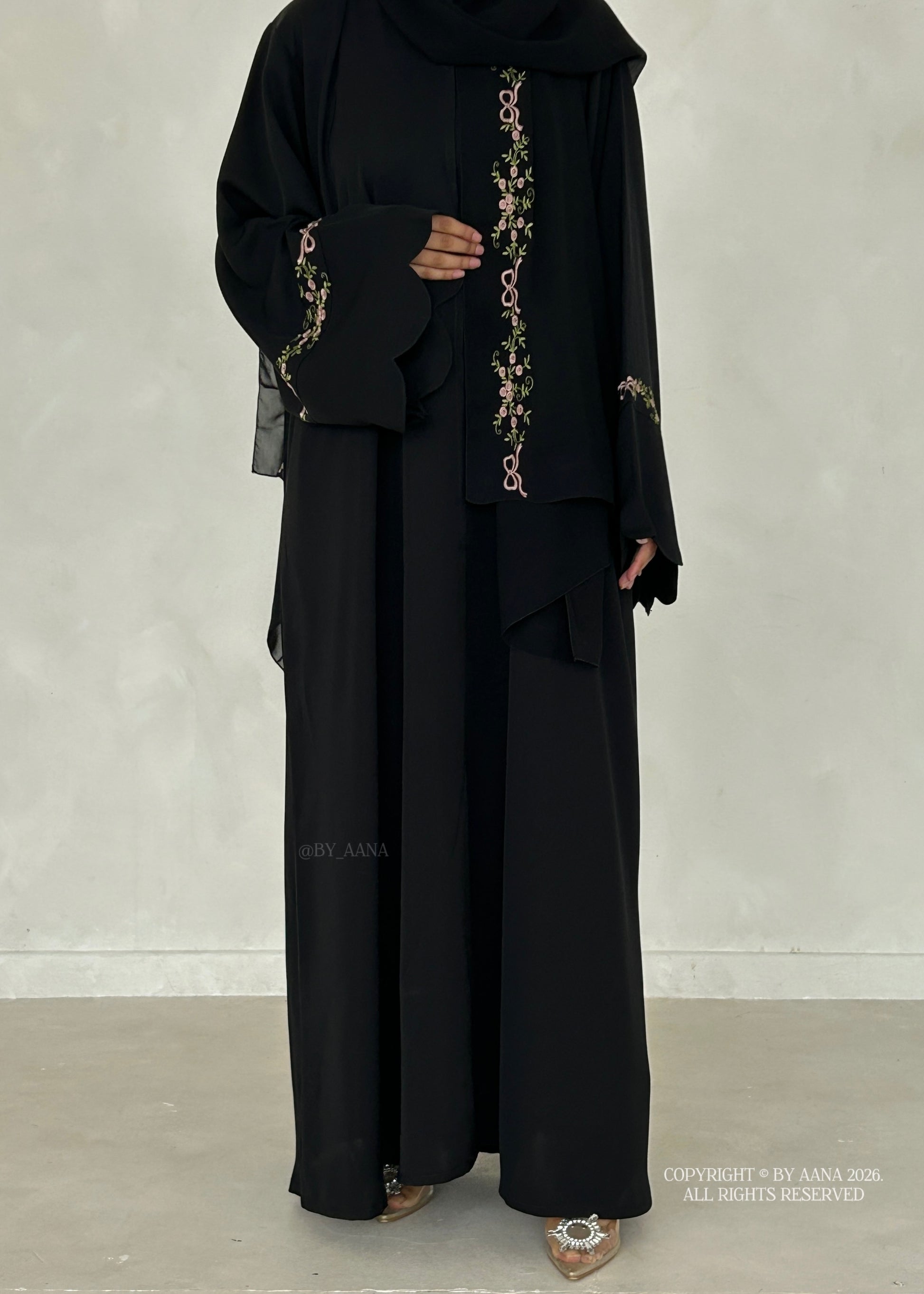 Rosette Abaya