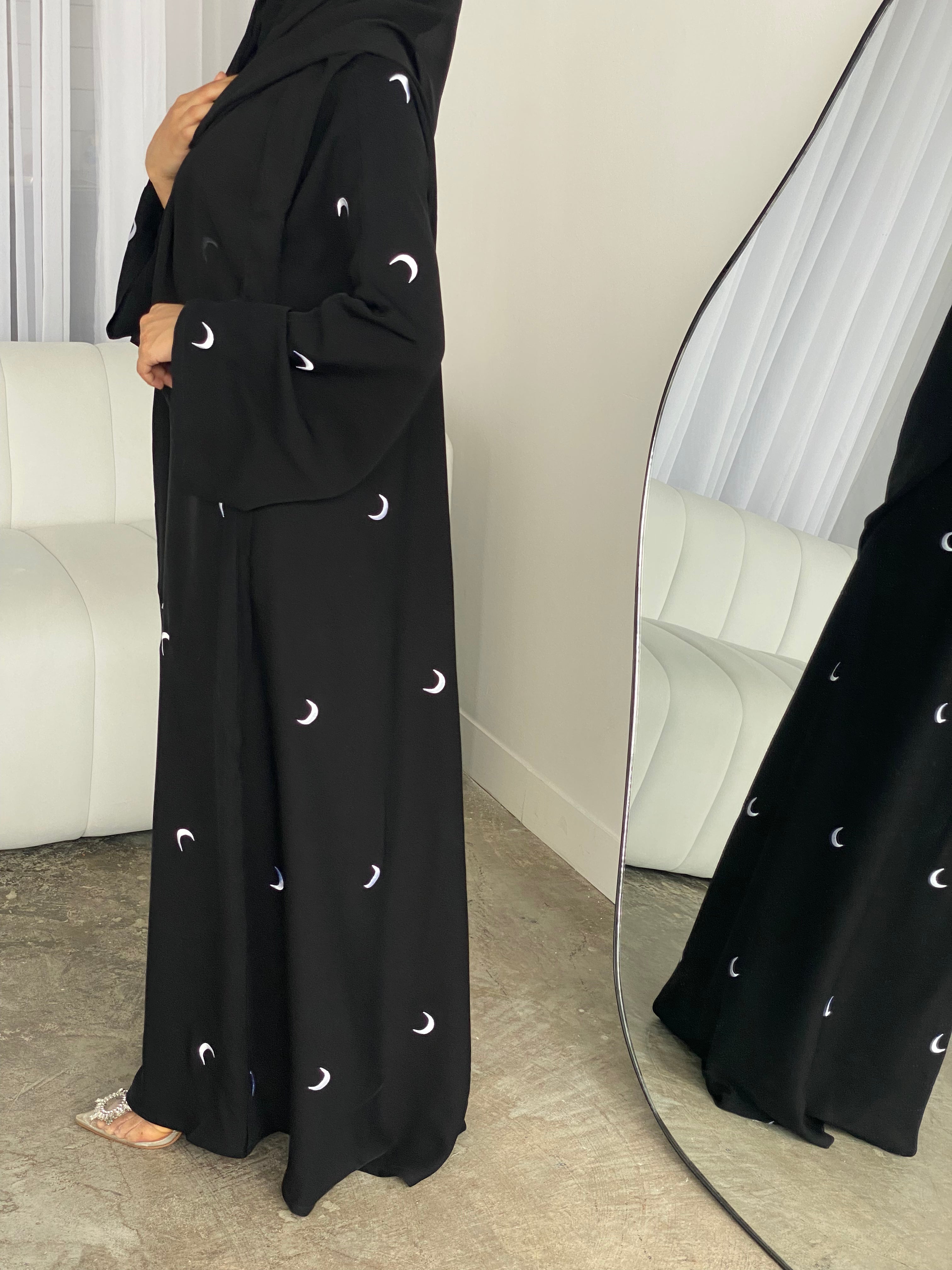 Moon Abaya